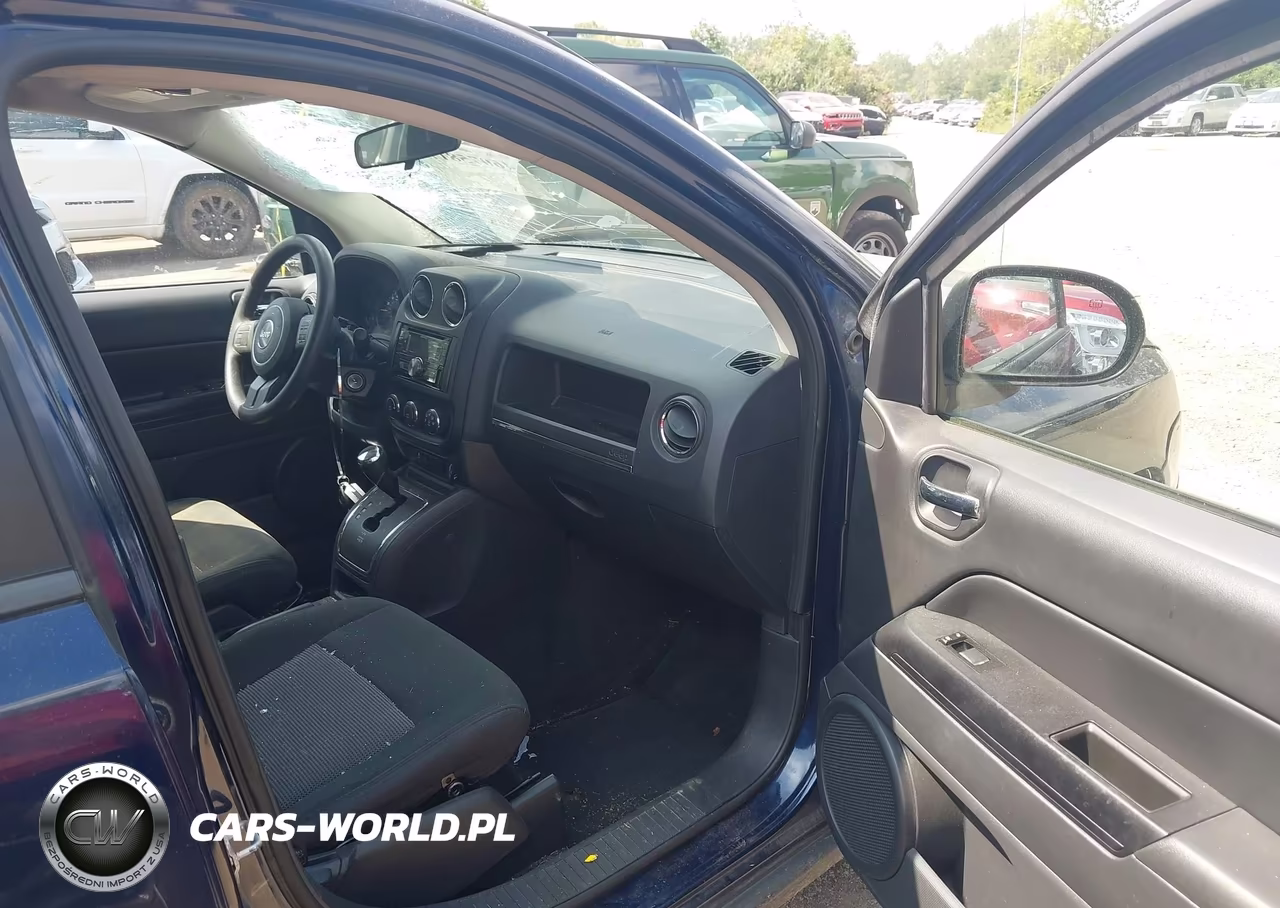 2012 Jeep Compass Sport VIN:1C4NJDBB5CD637701 - 5