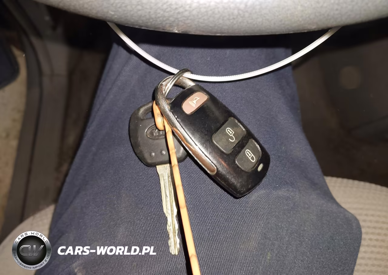 2007 Kia Sedona VIN:KNDMB133176126902 - 11