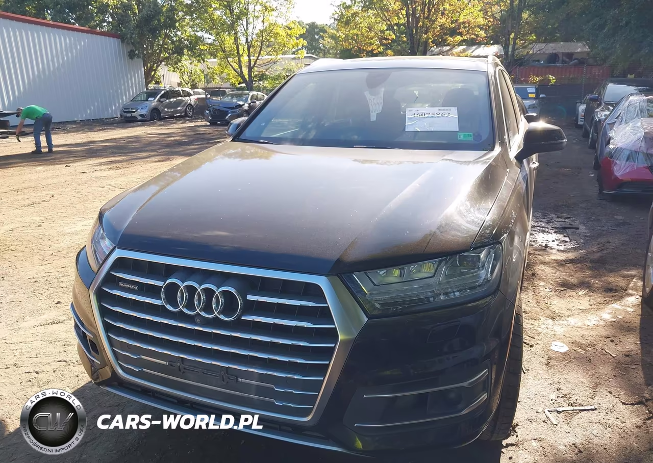 2017 Audi Q7 3.0T Premium VIN:WA1LAAF78HD023531 - 6