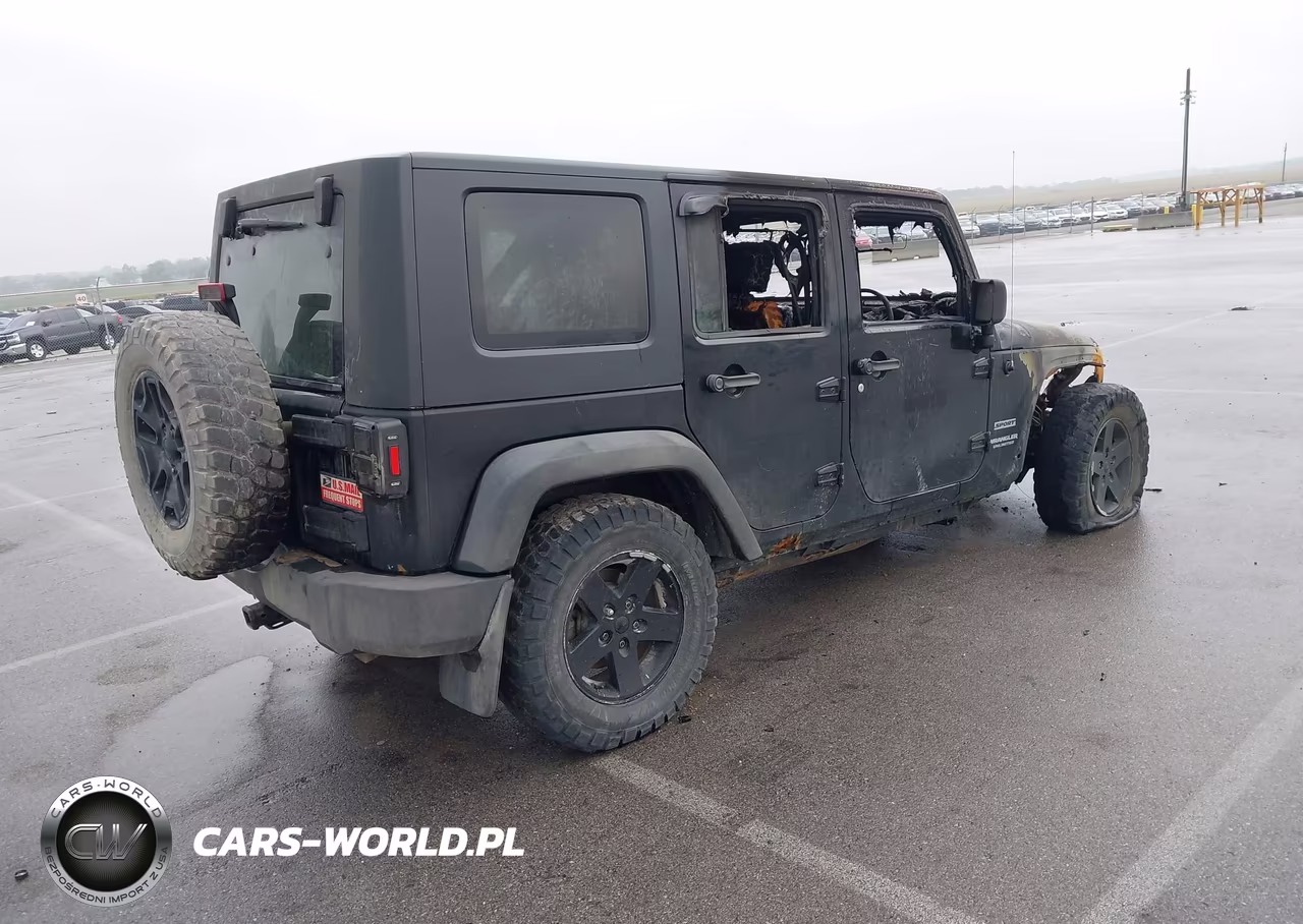 2010 Jeep Wrangler Unlimited Sport Rhd VIN:1J4BZ3H1XAL156988 - 4