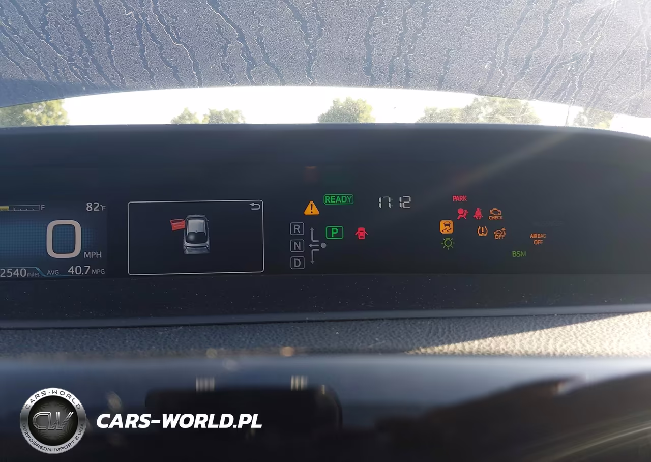 2017 Toyota Prius Two VIN:JTDKBRFU1H3045671 - 17