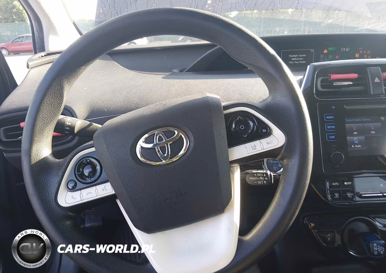 2017 Toyota Prius Two VIN:JTDKBRFU1H3045671 - 18
