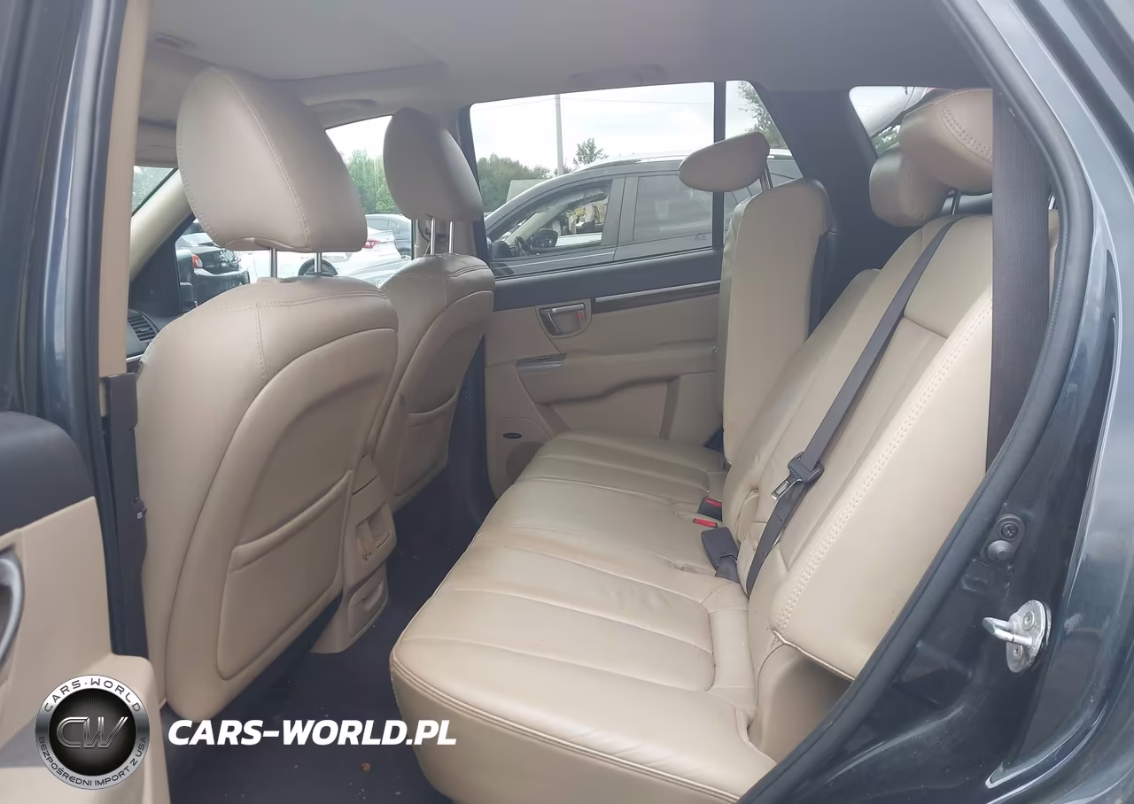 2011 Hyundai Santa Fe Limited V6 VIN:5XYZKDAG9BG026131 - 8