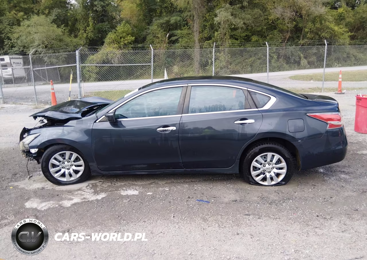 2015 Nissan Altima 2.5 S VIN:1N4AL3AP9FC163137 - 14