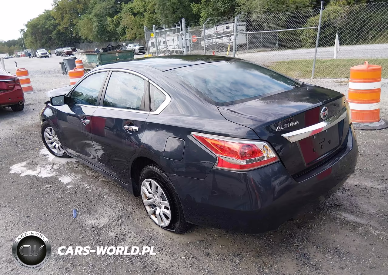 2015 Nissan Altima 2.5 S VIN:1N4AL3AP9FC163137 - 3