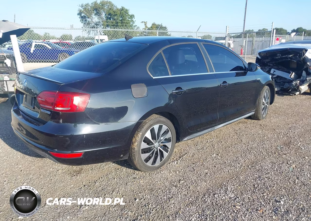 2014 Volkswagen Jetta Hybrid Sel Premium VIN:3VW637AJ9EM207666 - 4