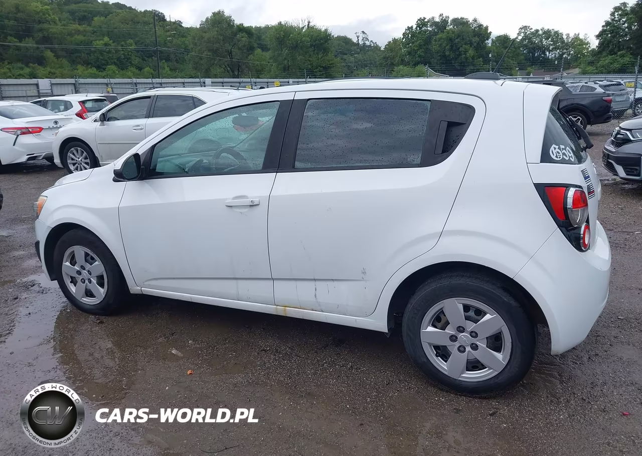2015 Chevrolet Sonic Ls Auto VIN:1G1JA6SH3F4160438 - 15