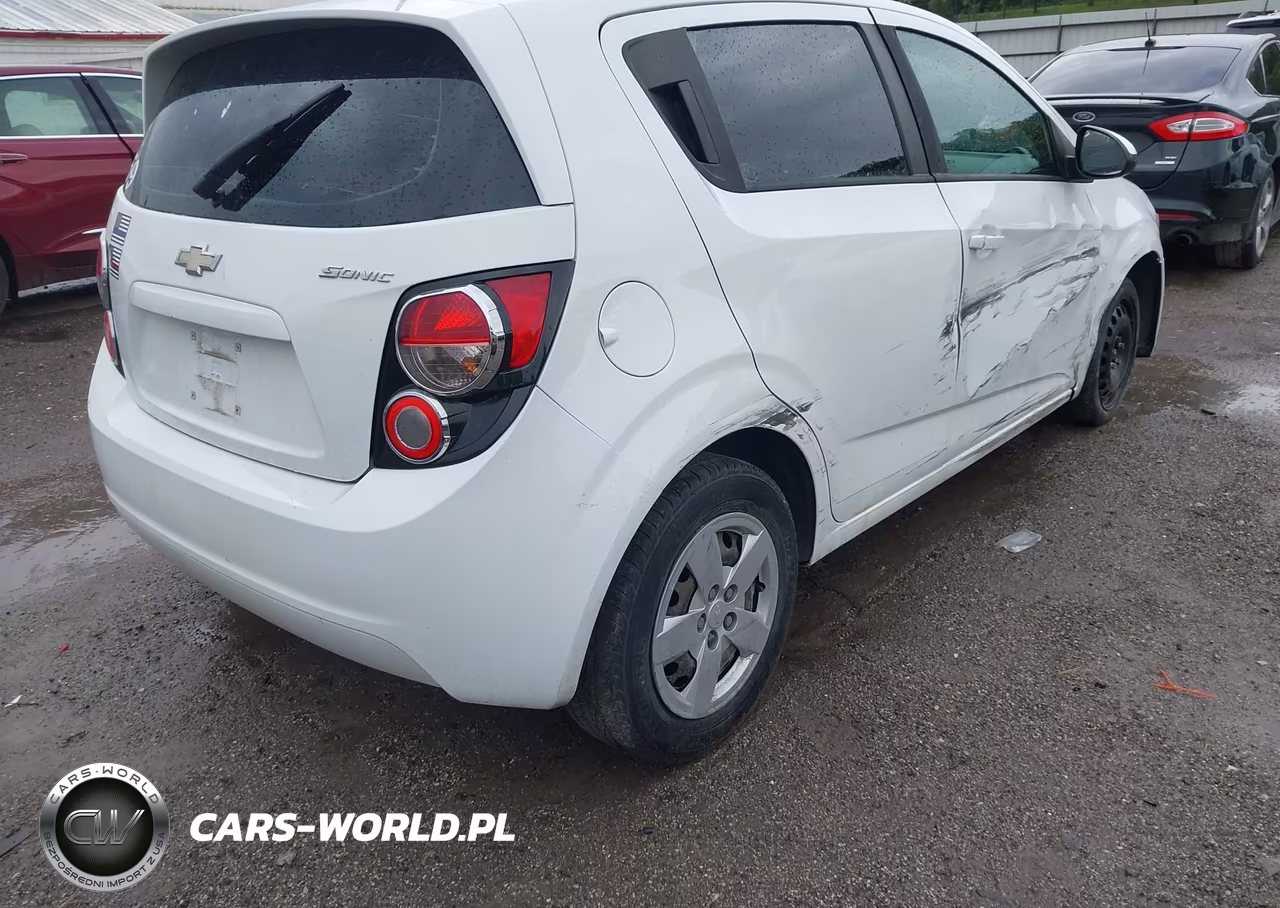 2015 Chevrolet Sonic Ls Auto VIN:1G1JA6SH3F4160438 - 4