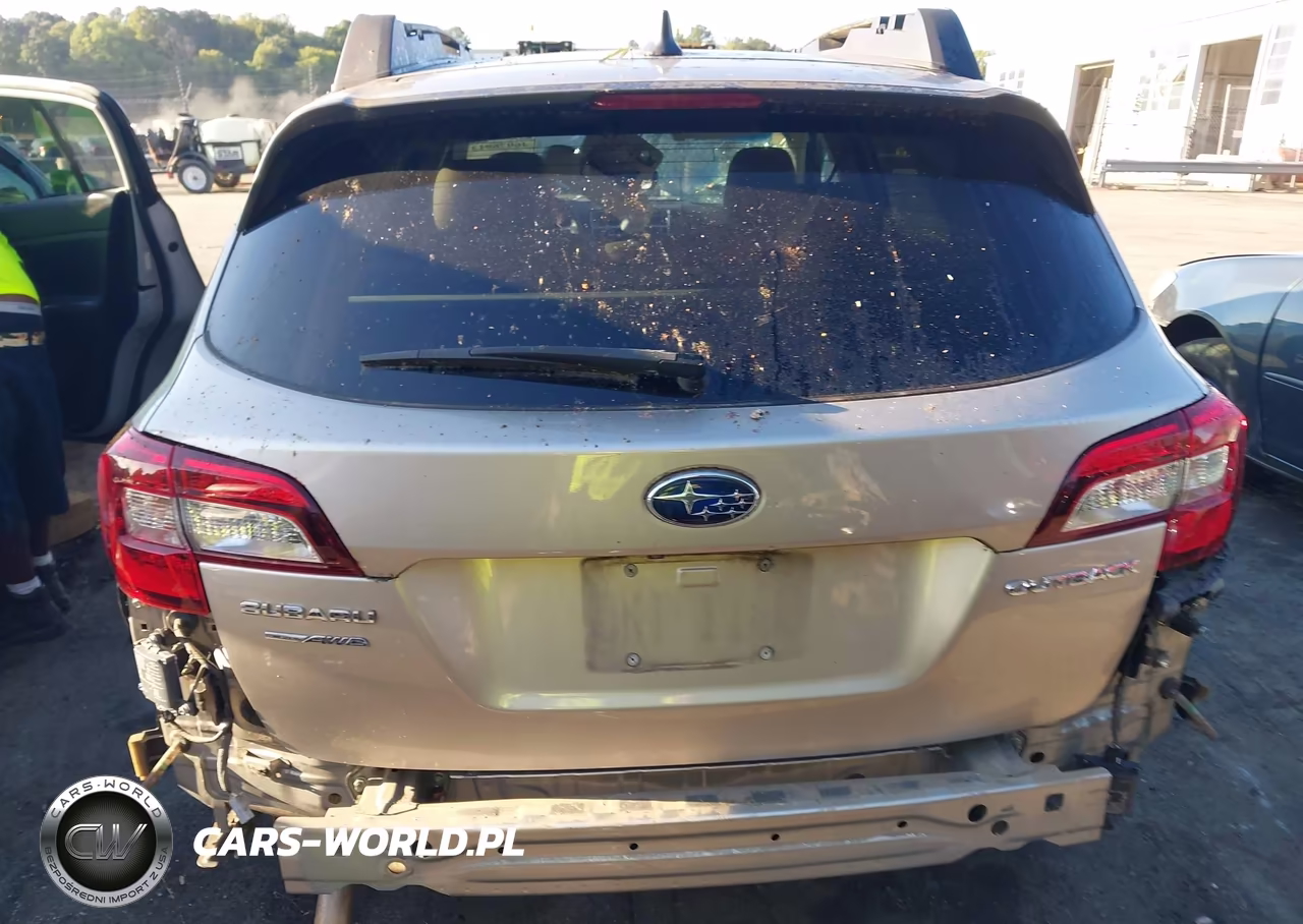 2018 Subaru Outback 2.5I Limited VIN:4S4BSANC3J3305600 - 17