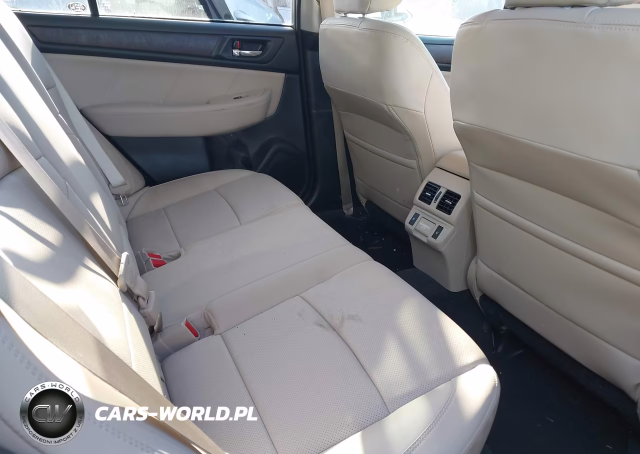 2018 Subaru Outback 2.5I Limited VIN:4S4BSANC3J3305600 - 8