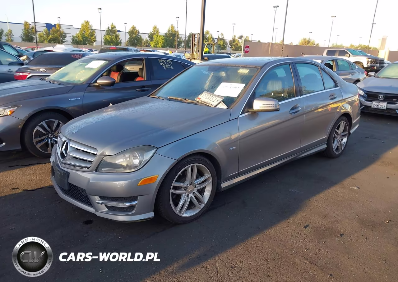 2012 Mercedes-Benz C 250 Sport VIN:WDDGF4HBXCA608235 - 2