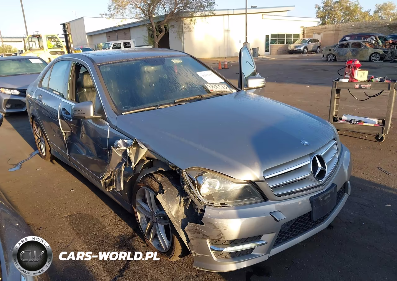2012 Mercedes-Benz C 250 Sport VIN:WDDGF4HBXCA608235 - 6