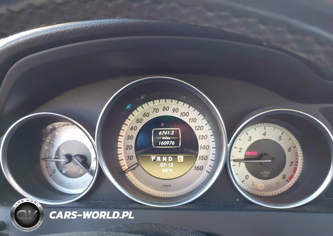2012 Mercedes-Benz C 250 Sport VIN:WDDGF4HBXCA608235 - 7