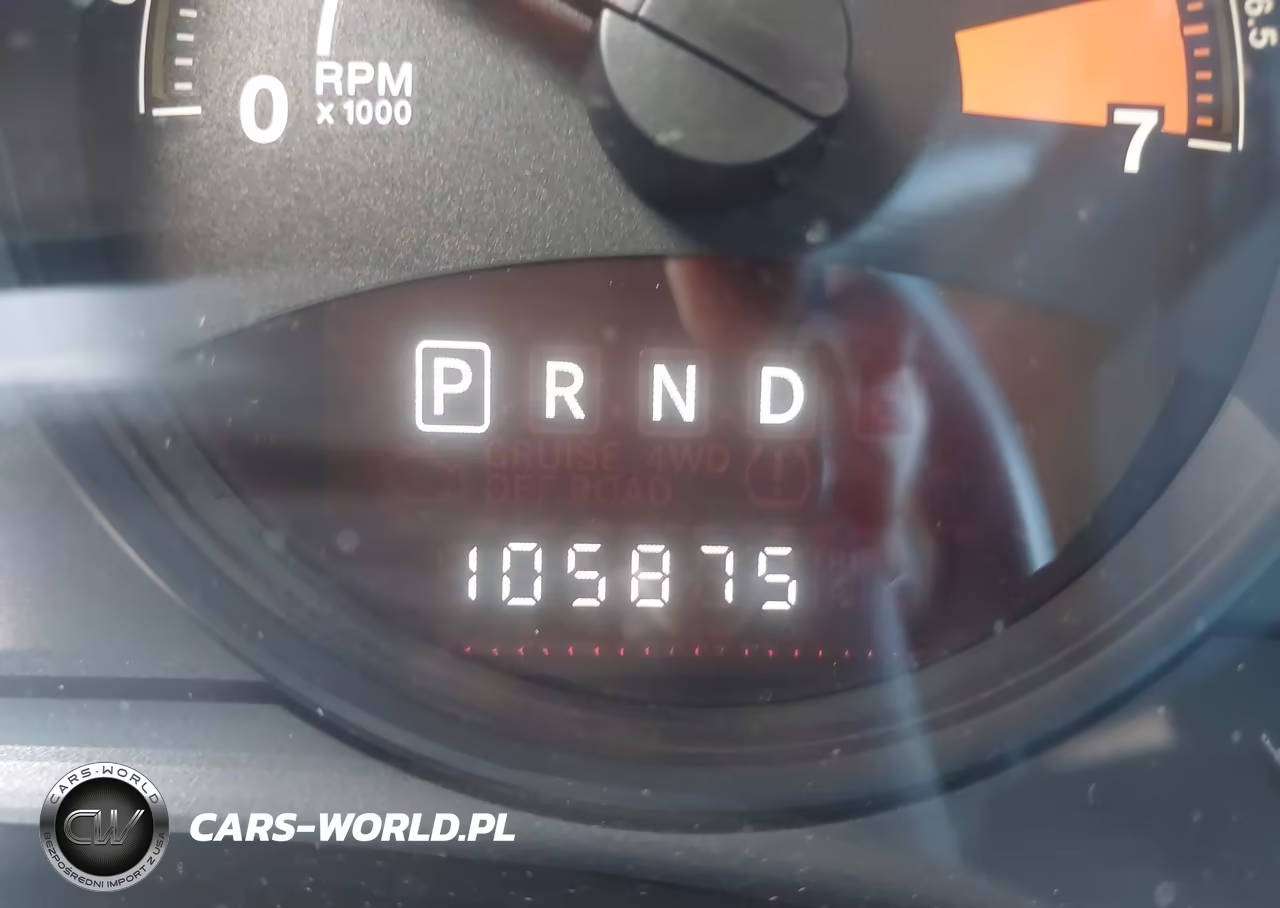 2015 Jeep Compass Sport VIN:1C4NJCBA3FD436871 - 15