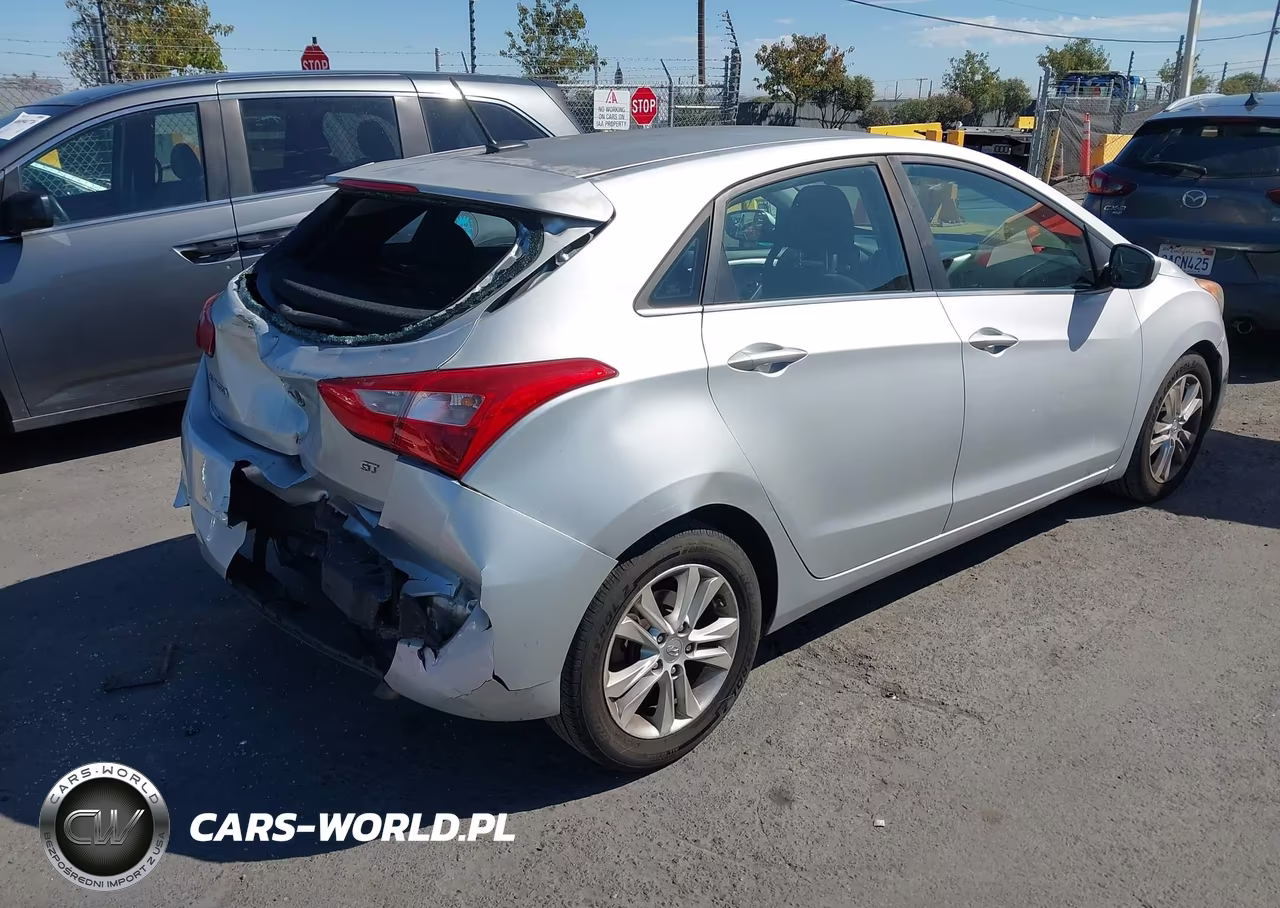 2014 Hyundai Elantra Gt VIN:KMHD35LH9EU209837 - 4