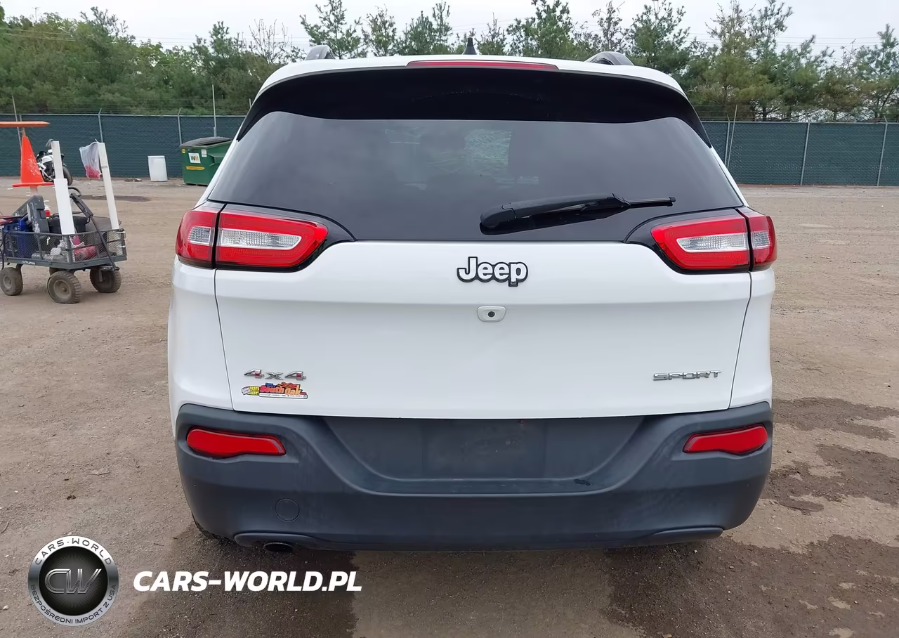 2016 Jeep Cherokee Sport VIN:1C4PJMAB2GW211663 - 16