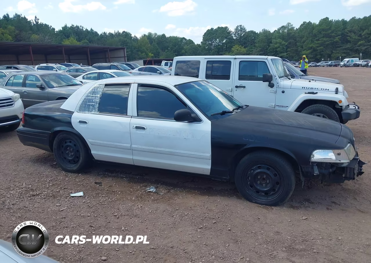 2009 Ford Crown Victoria Police-Police Interceptor VIN:2FAHP71V19X141052 - 13