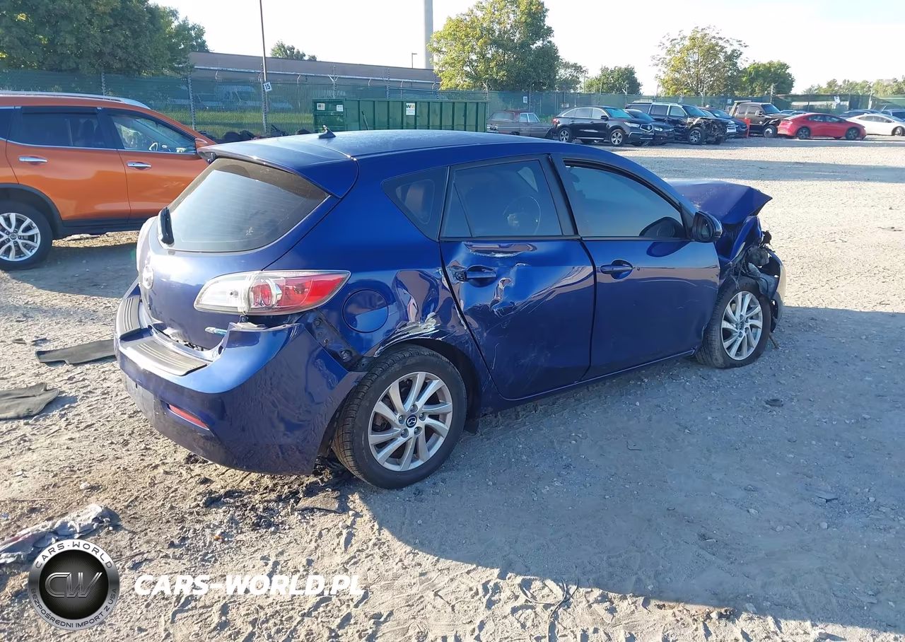 2013 Mazda Mazda3 I Grand Touring VIN:JM1BL1MP9D1779749 - 4