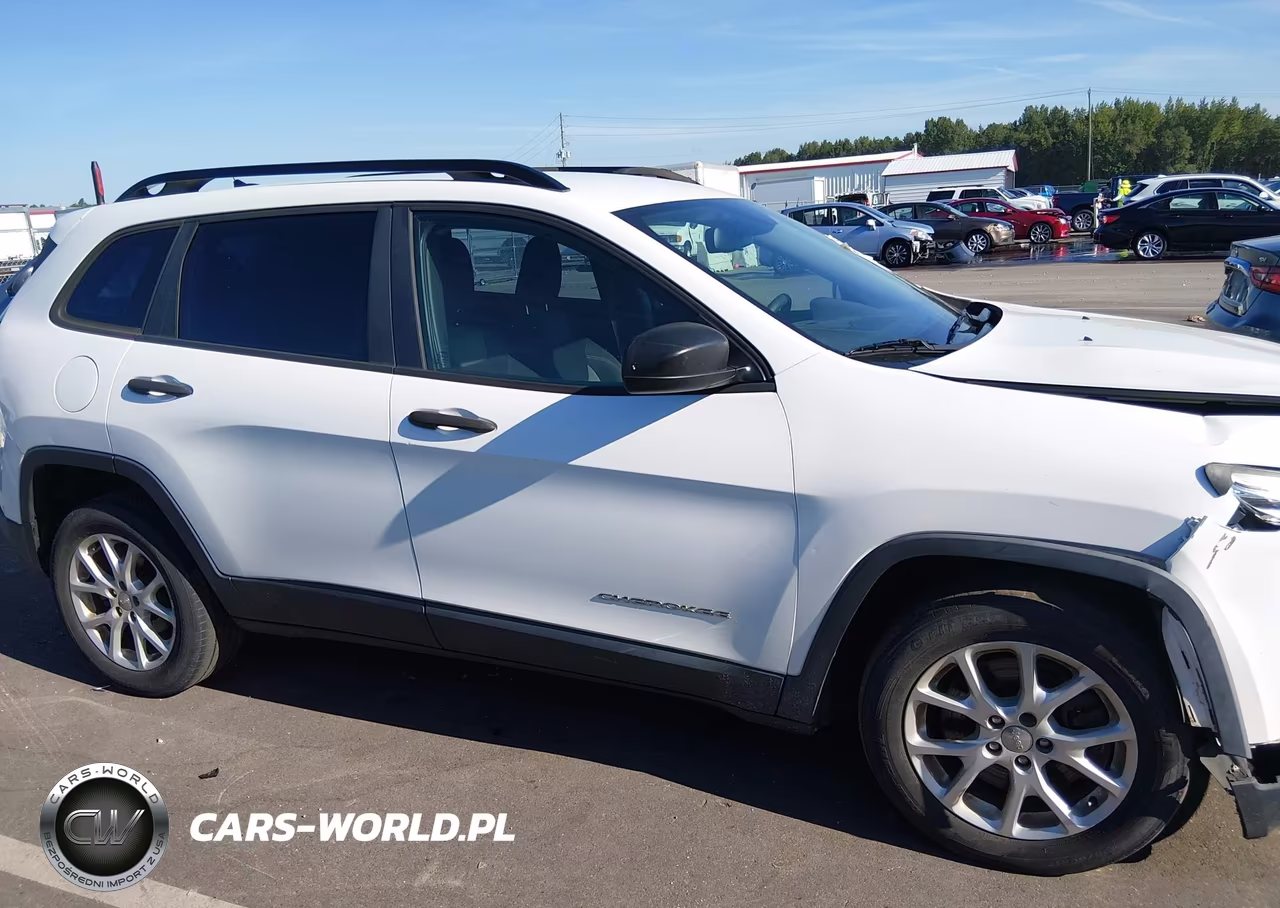 2015 Jeep Cherokee Sport VIN:1C4PJLAB9FW731190 - 13