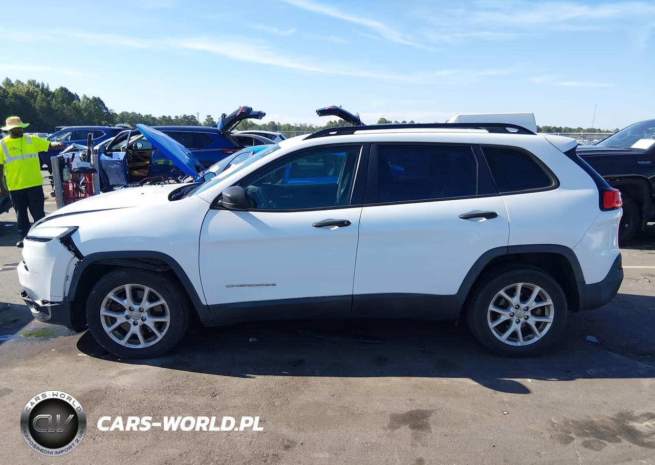 2015 Jeep Cherokee Sport VIN:1C4PJLAB9FW731190 - 14