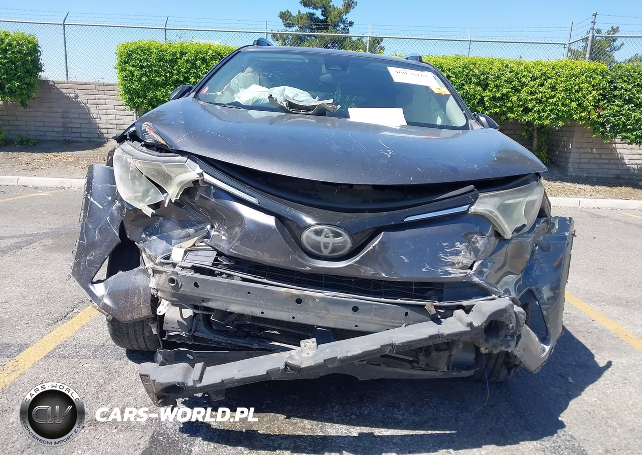 2017 Toyota Rav4 Le VIN:JTMZFREV0HJ111121 - 14