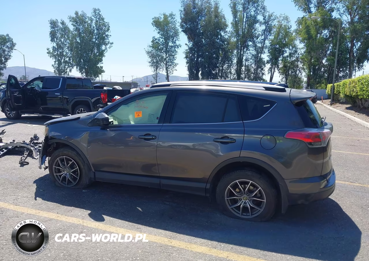 2017 Toyota Rav4 Le VIN:JTMZFREV0HJ111121 - 16