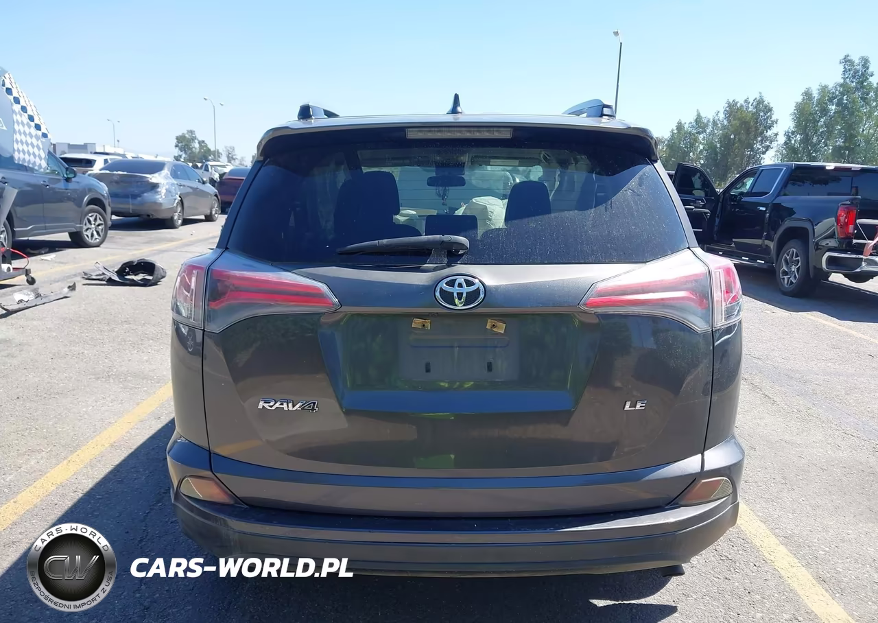 2017 Toyota Rav4 Le VIN:JTMZFREV0HJ111121 - 18