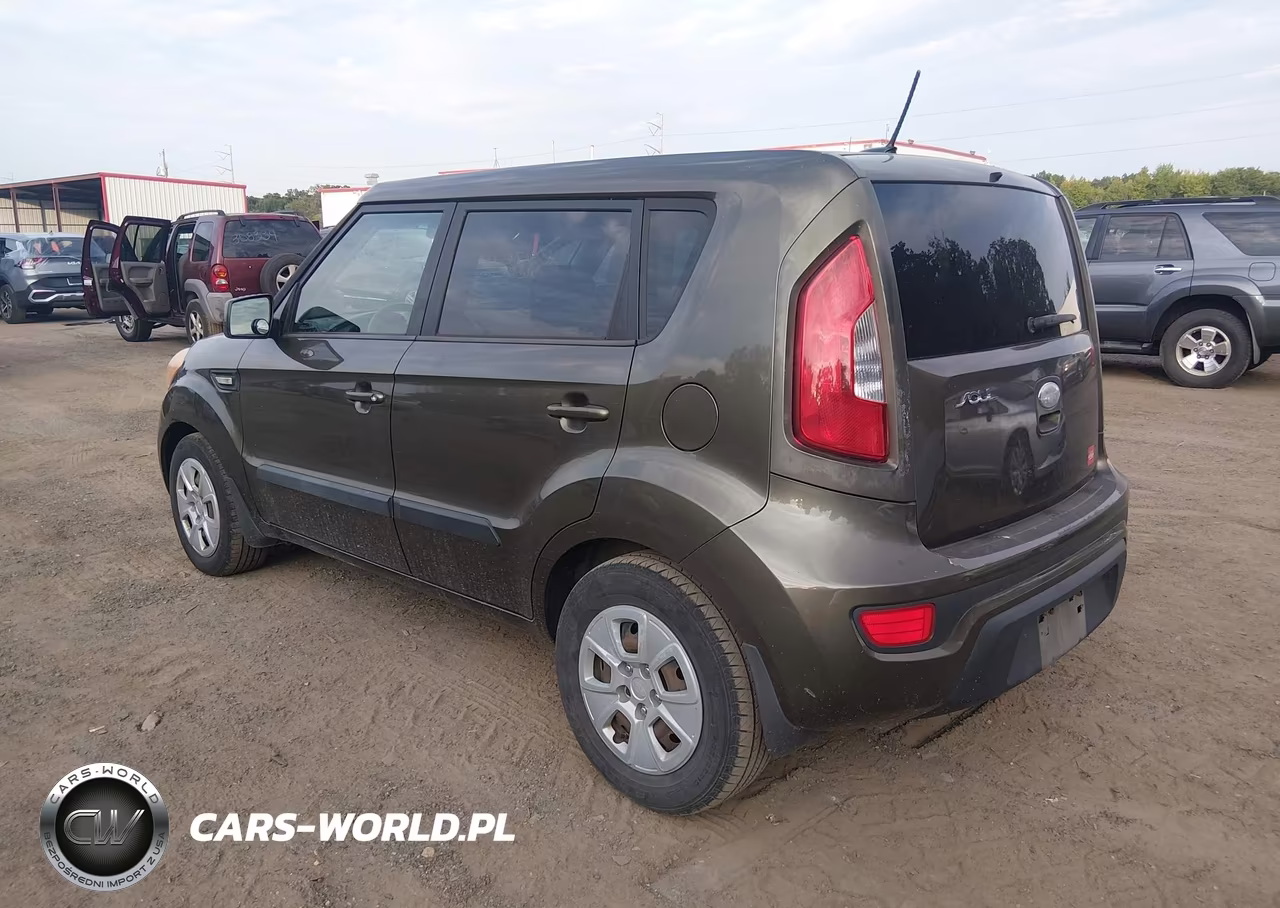 2013 Kia Soul VIN:KNDJT2A52D7559337 - 3
