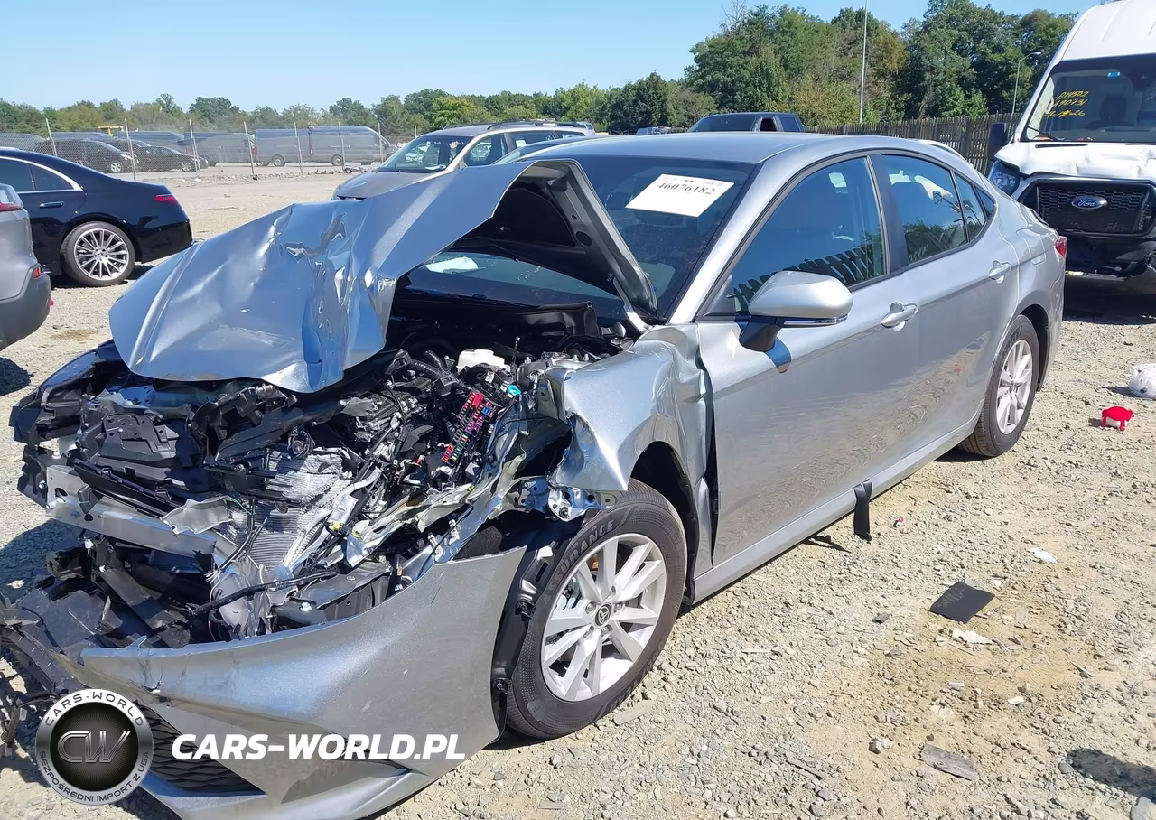 2026 Toyota Camry Le VIN:4T1DAACK5TU778823 - 2