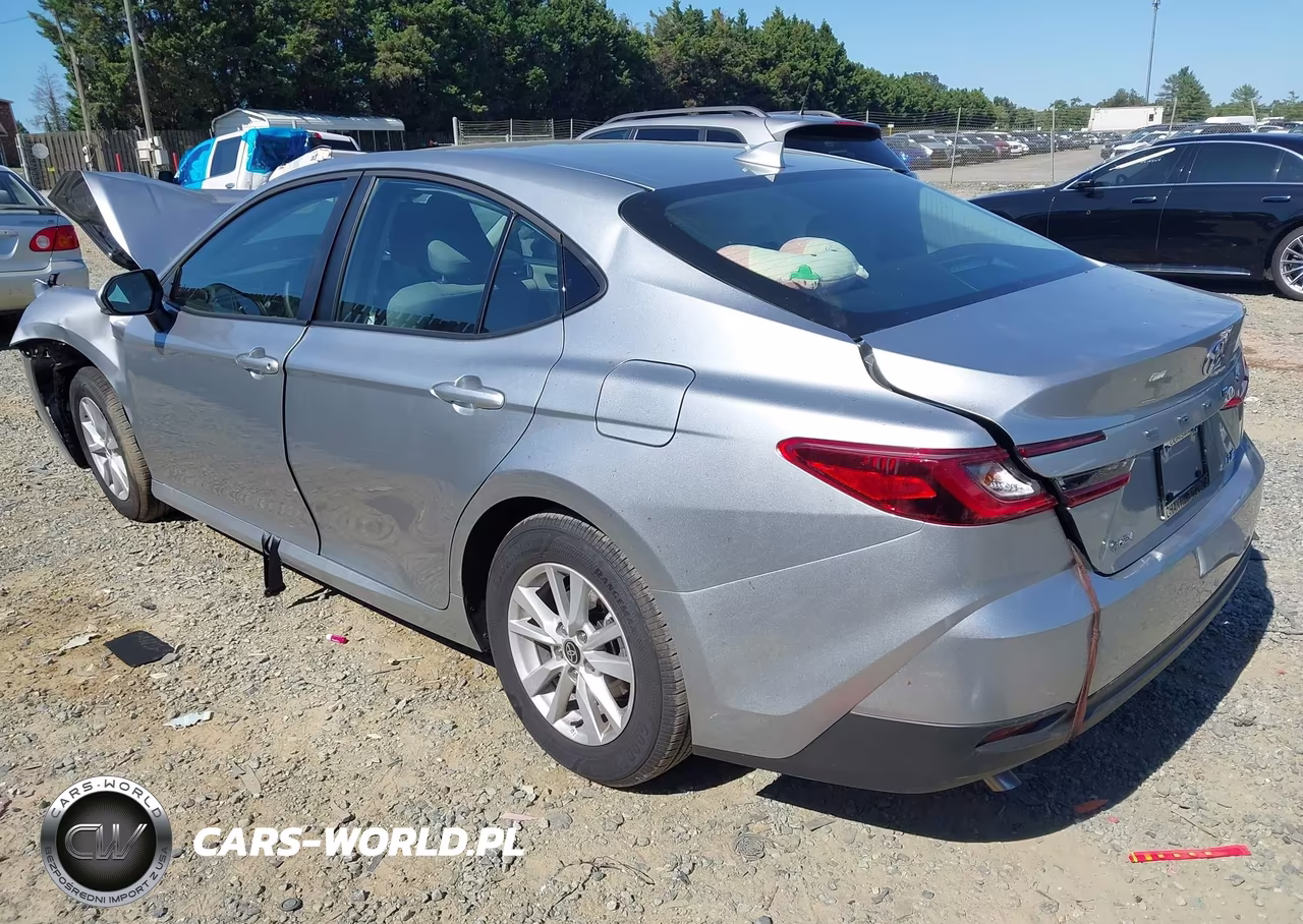 2026 Toyota Camry Le VIN:4T1DAACK5TU778823 - 3