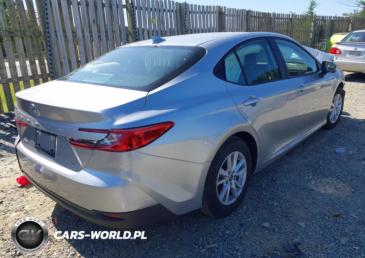 2026 Toyota Camry Le VIN:4T1DAACK5TU778823 - 4