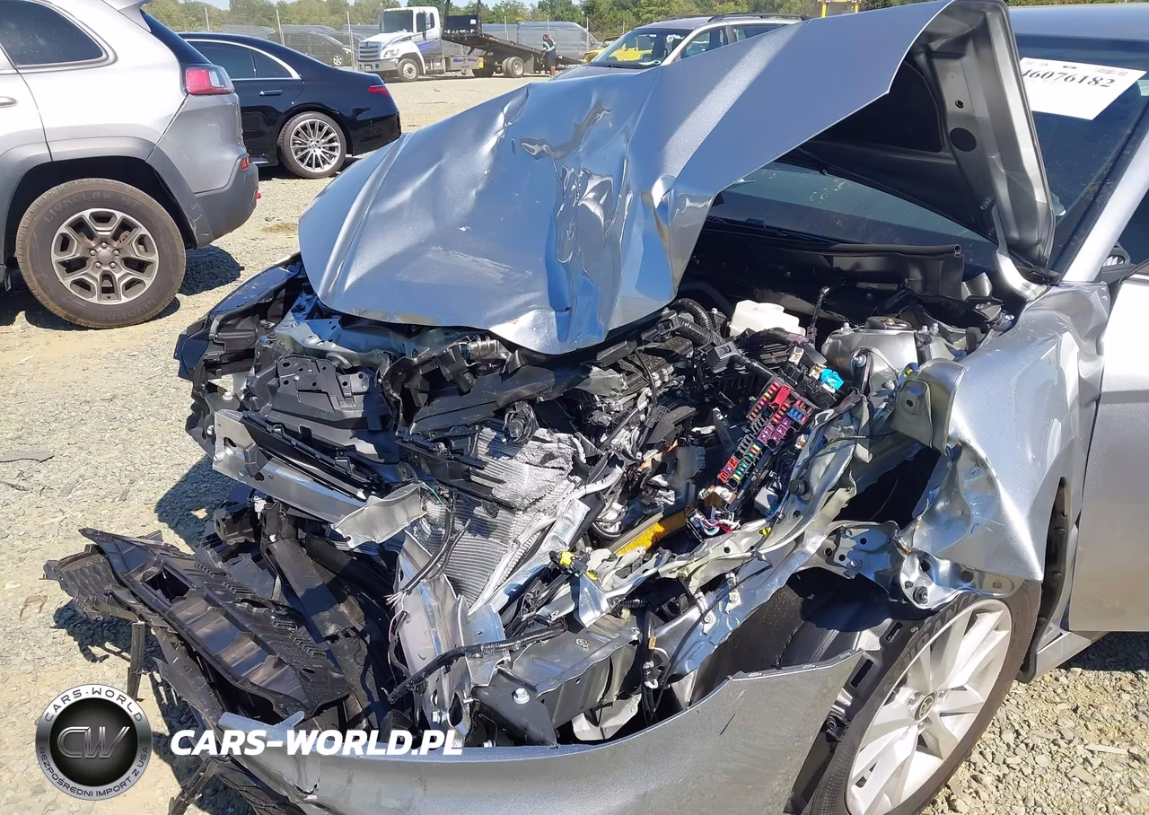 2026 Toyota Camry Le VIN:4T1DAACK5TU778823 - 6