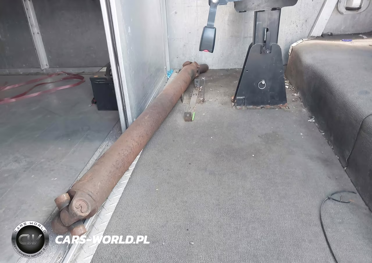 2014 Ford F-59 Commercial Stripped VIN:1F65F5KY4E0A03093 - 12