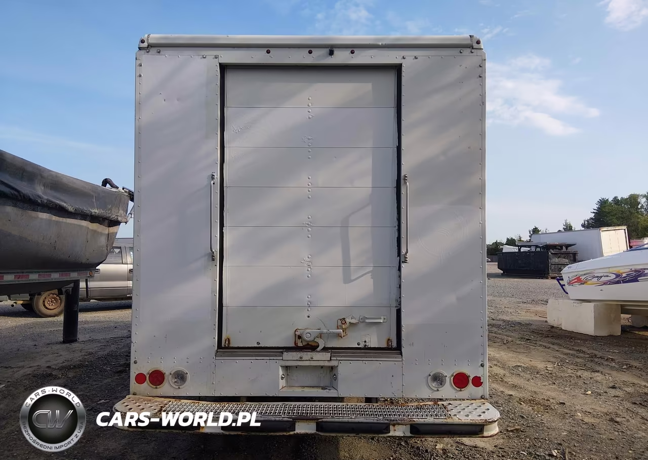 2014 Ford F-59 Commercial Stripped VIN:1F65F5KY4E0A03093 - 16