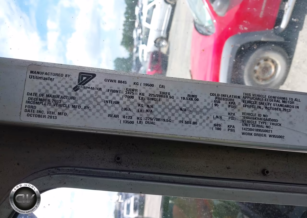 2014 Ford F-59 Commercial Stripped VIN:1F65F5KY4E0A03093 - 8