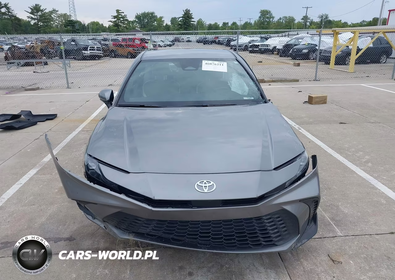 2025 Toyota Camry Se VIN:4T1DAACK3SU584032 - 12