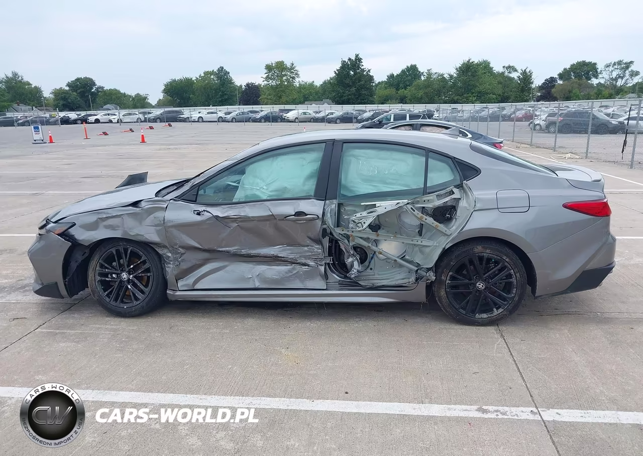 2025 Toyota Camry Se VIN:4T1DAACK3SU584032 - 14