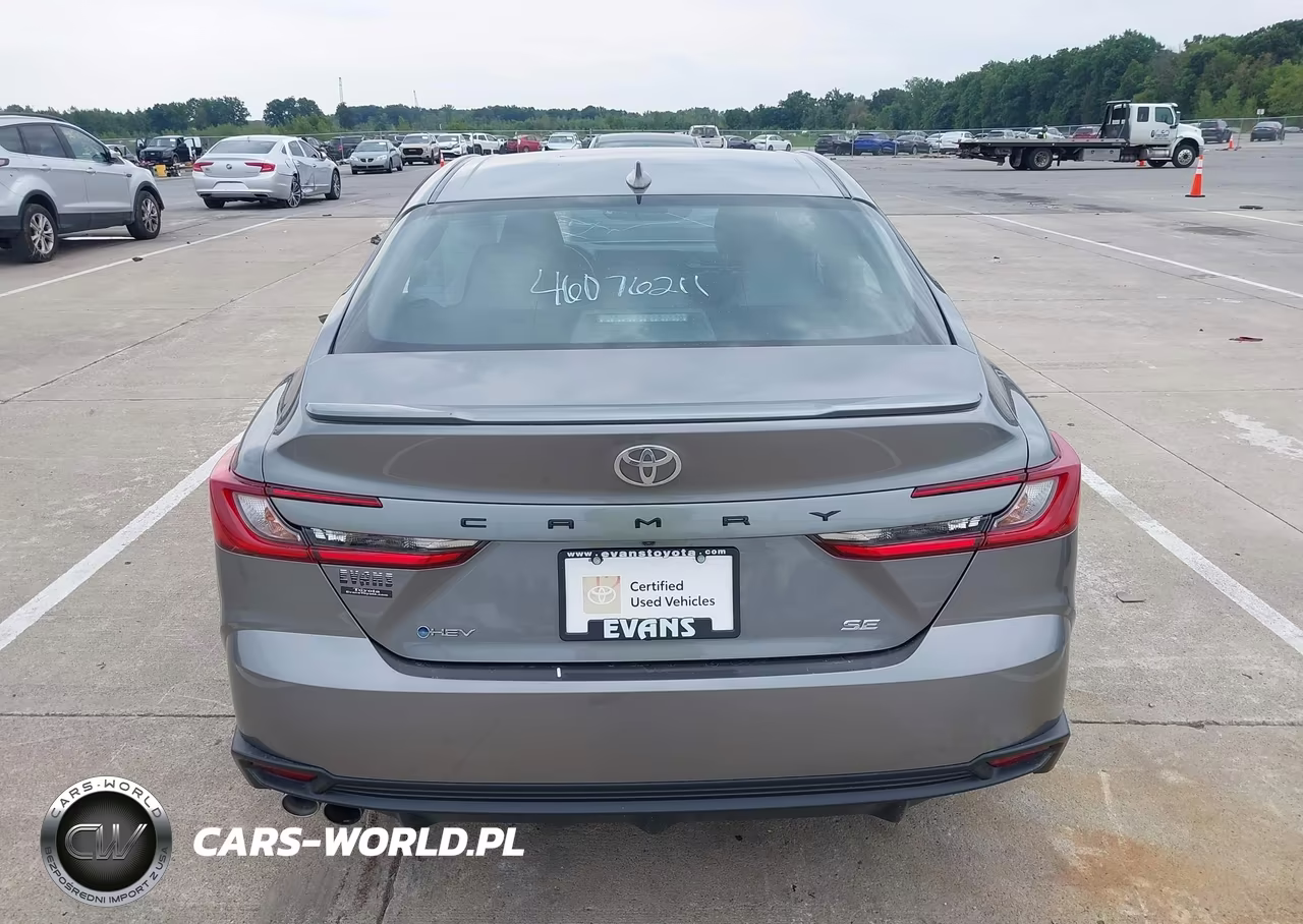 2025 Toyota Camry Se VIN:4T1DAACK3SU584032 - 16