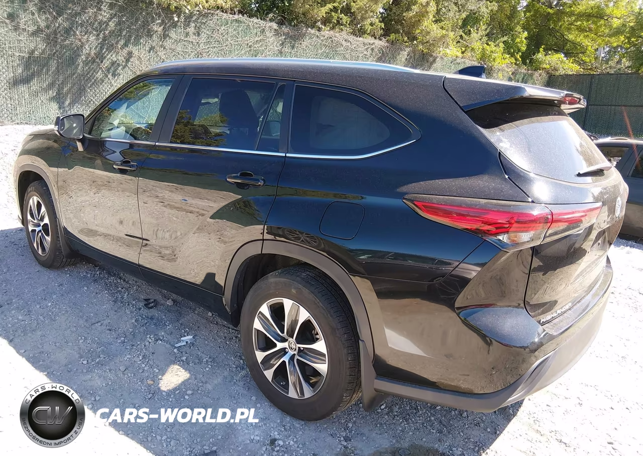2023 Toyota Highlander Xle VIN:5TDKDRBH8PS038541 - 3