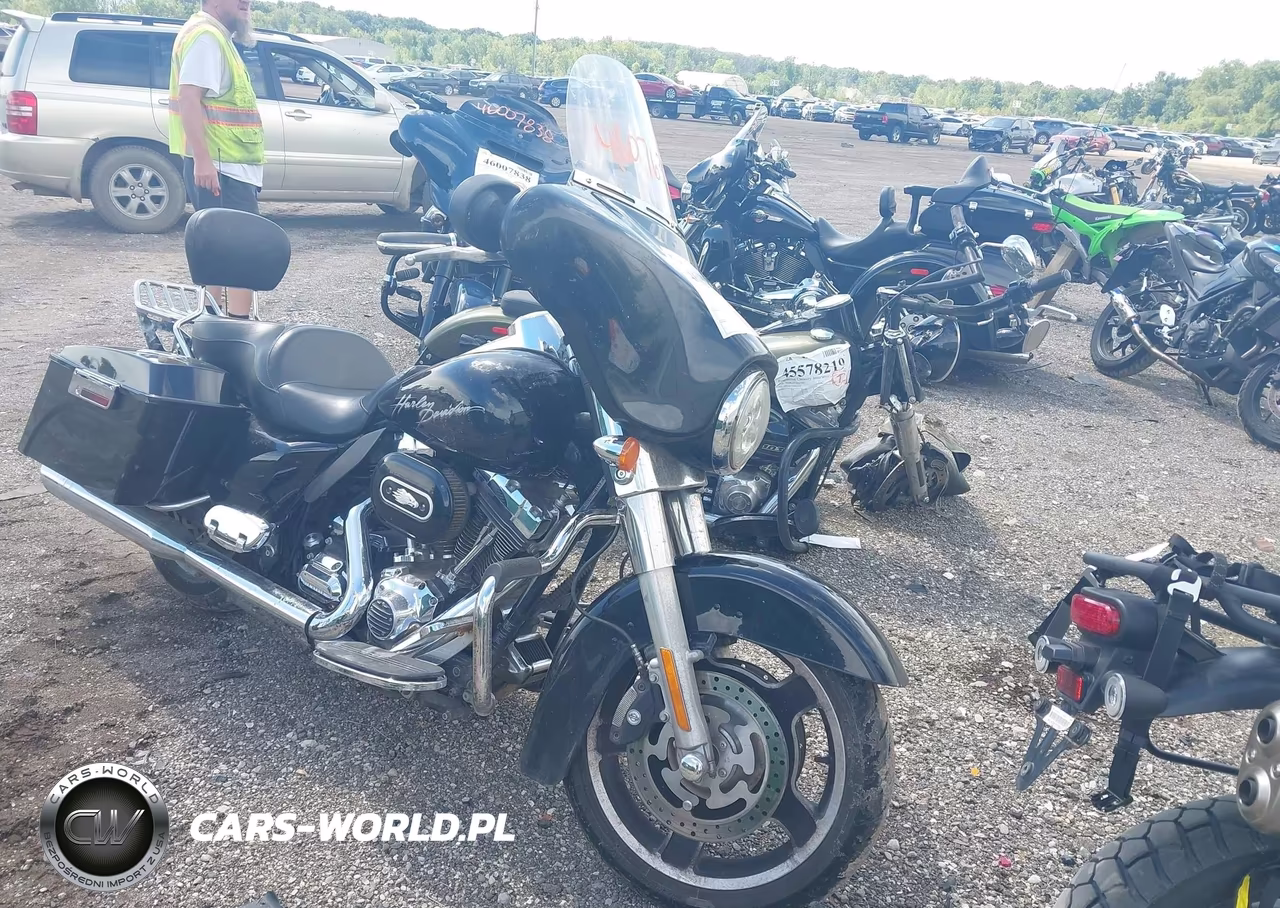 2011 Harley-Davidson Flhx