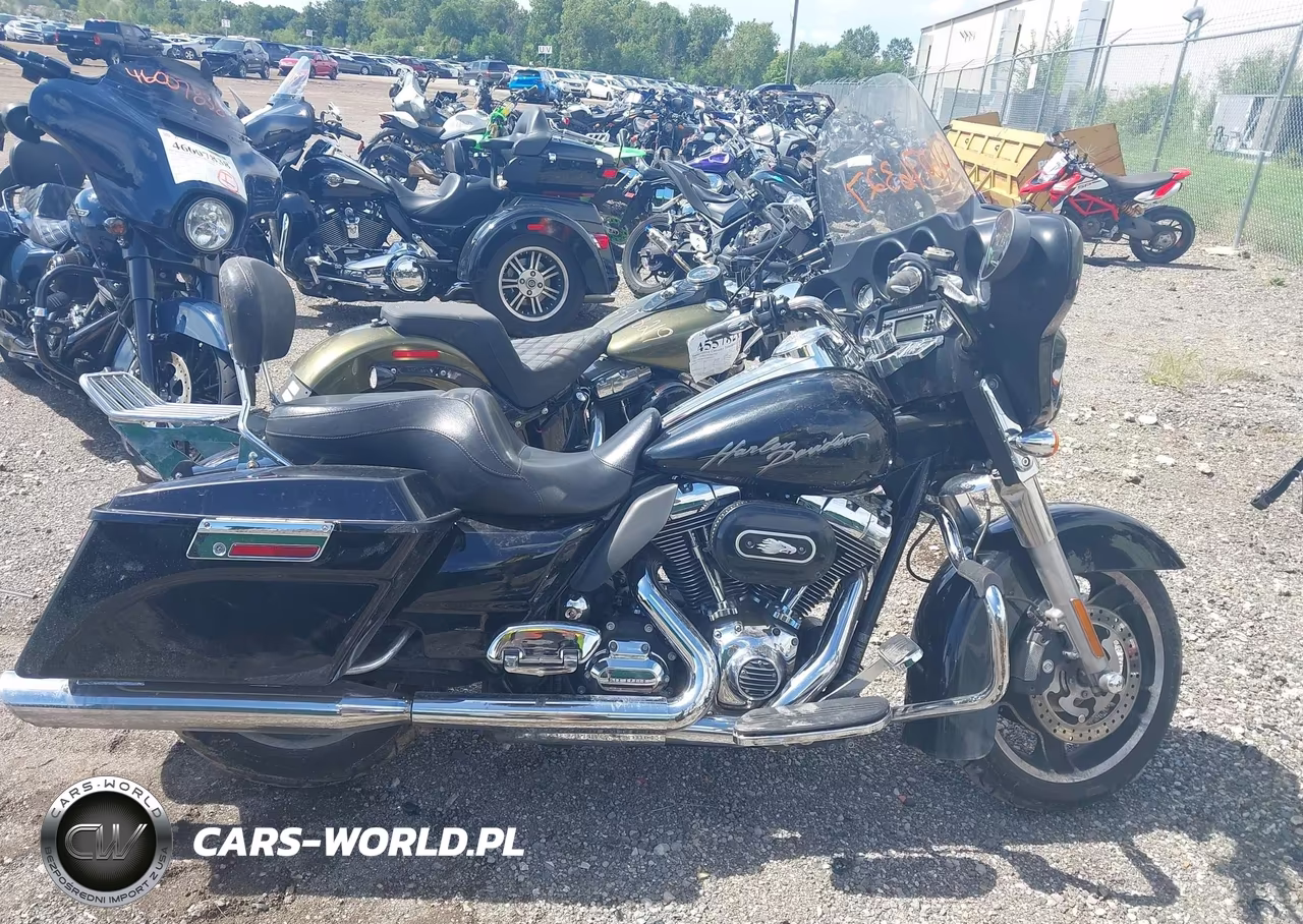 2011 Harley-Davidson Flhx VIN:1HD1KB418BB662377 - 12