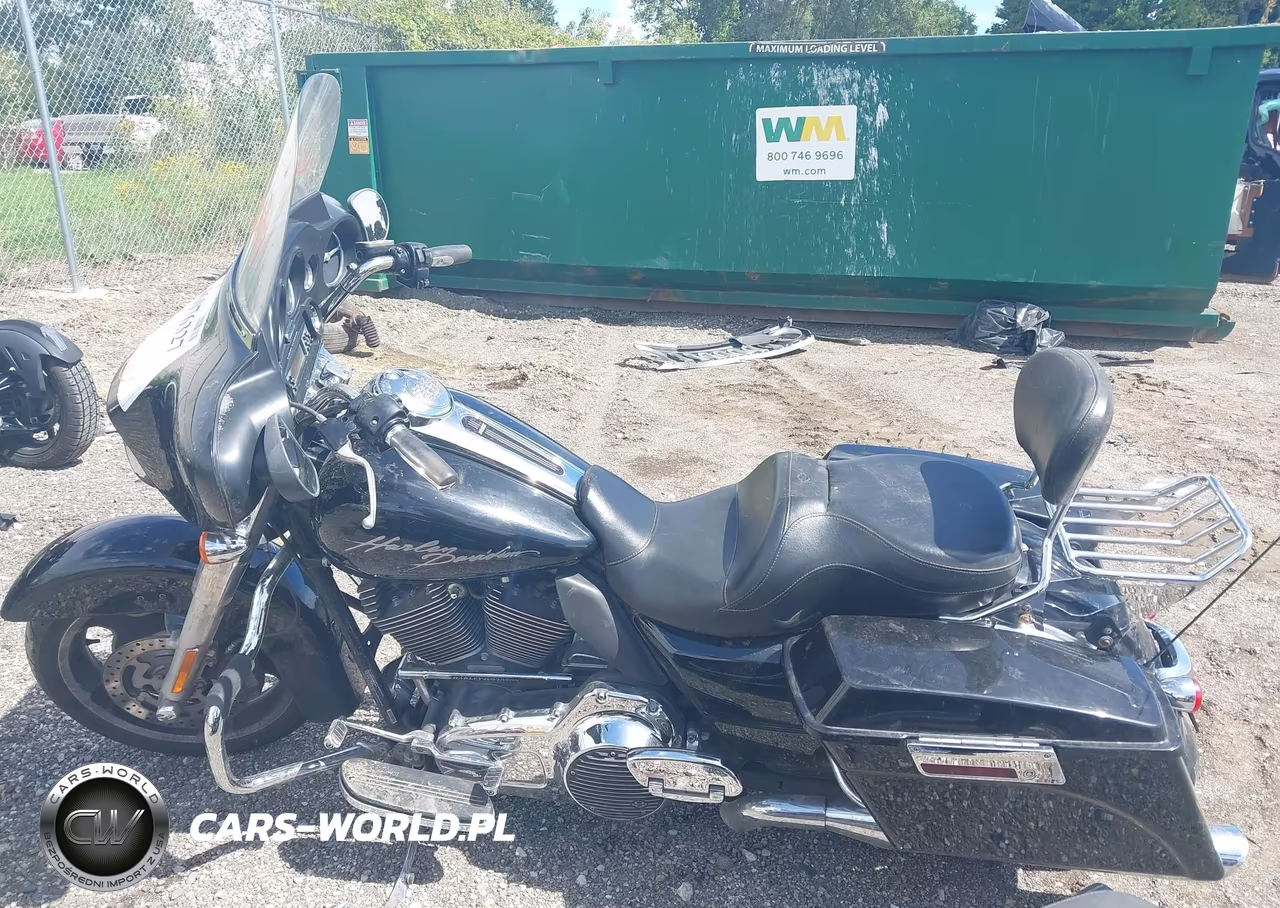 2011 Harley-Davidson Flhx VIN:1HD1KB418BB662377 - 13