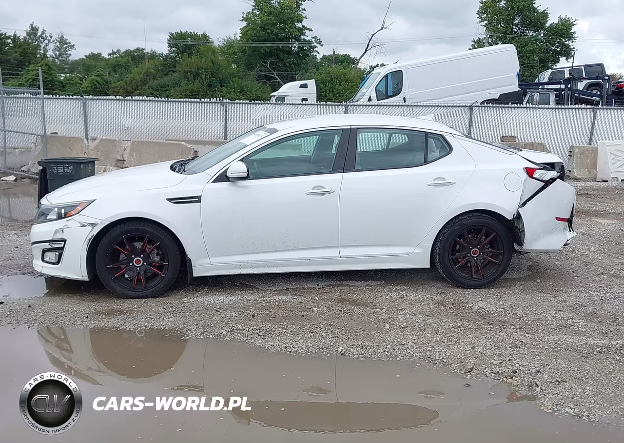 2015 Kia Optima Lx VIN:5XXGM4A77FG460401 - 14