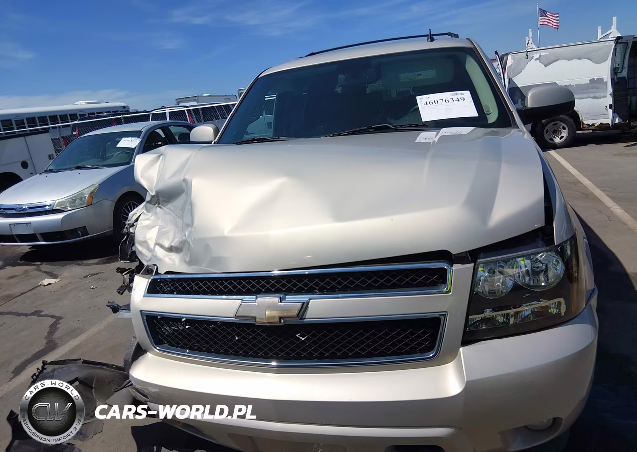 2010 Chevrolet Suburban 1500 Lt1 VIN:1GNUCJE06AR181049 - 12