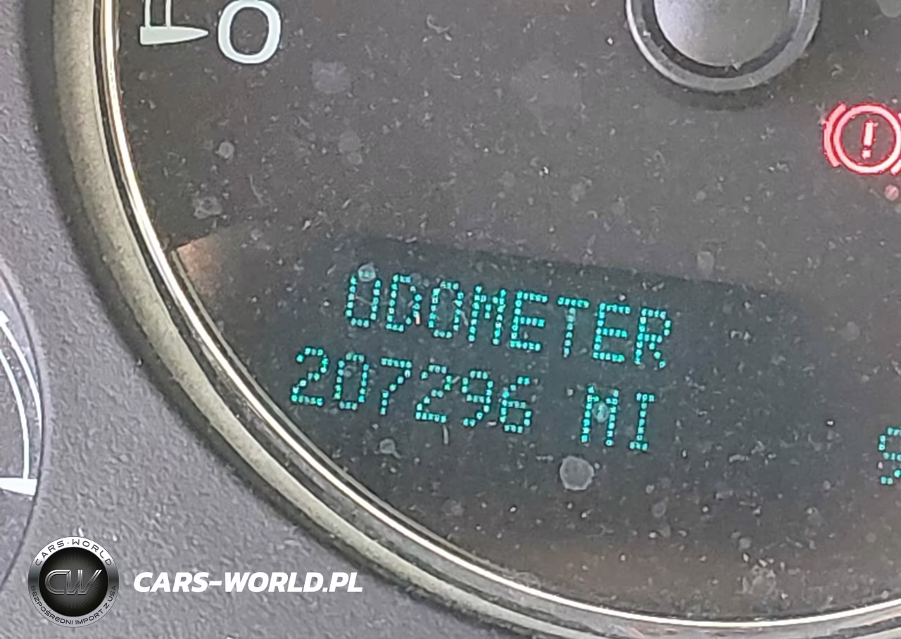 2010 Chevrolet Suburban 1500 Lt1 VIN:1GNUCJE06AR181049 - 15