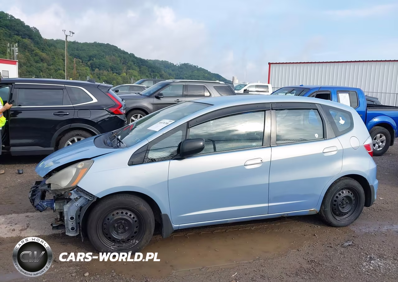 2010 Honda Fit VIN:JHMGE8H27AC027120 - 15