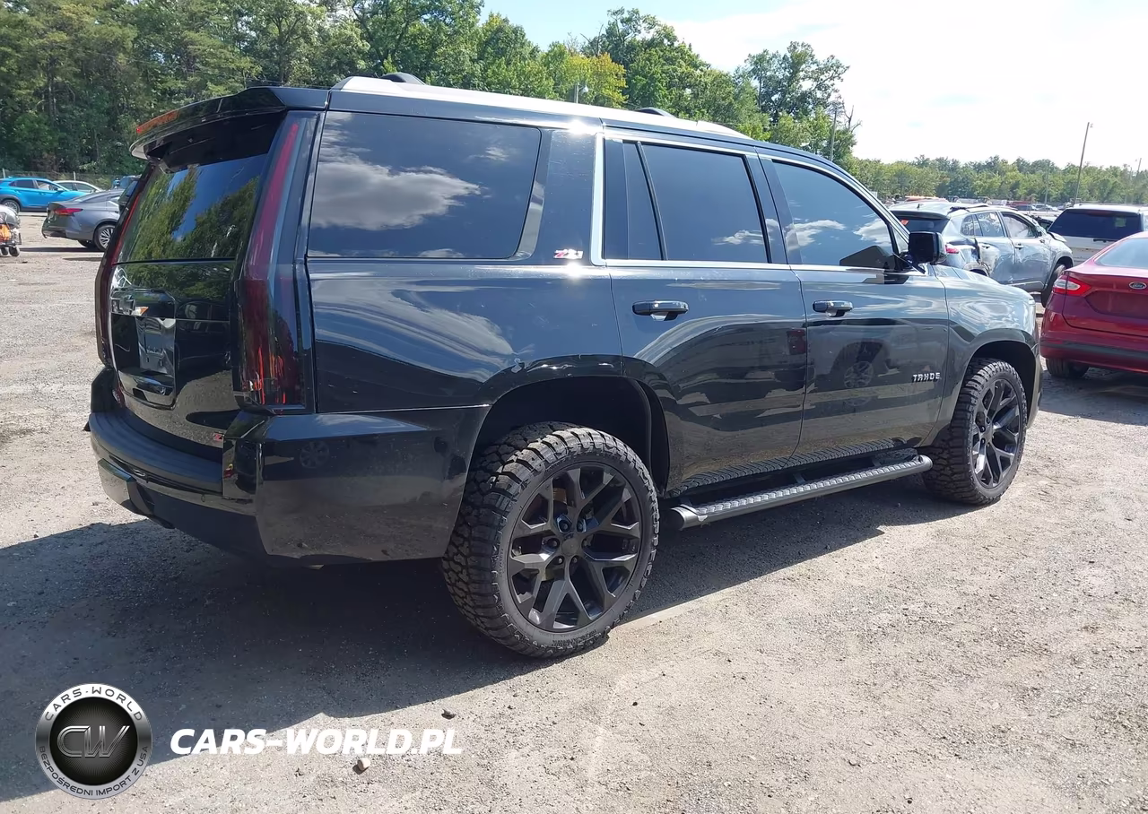2018 Chevrolet Tahoe Lt VIN:1GNSKBKC0JR232205 - 4