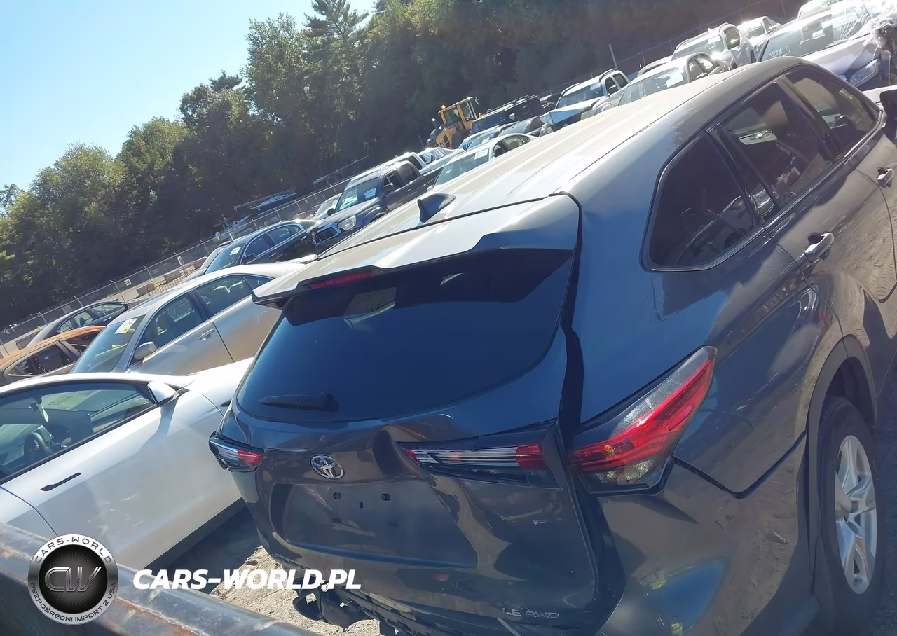 2022 Toyota Highlander Le VIN:5TDBZRBH8NS573626 - 16