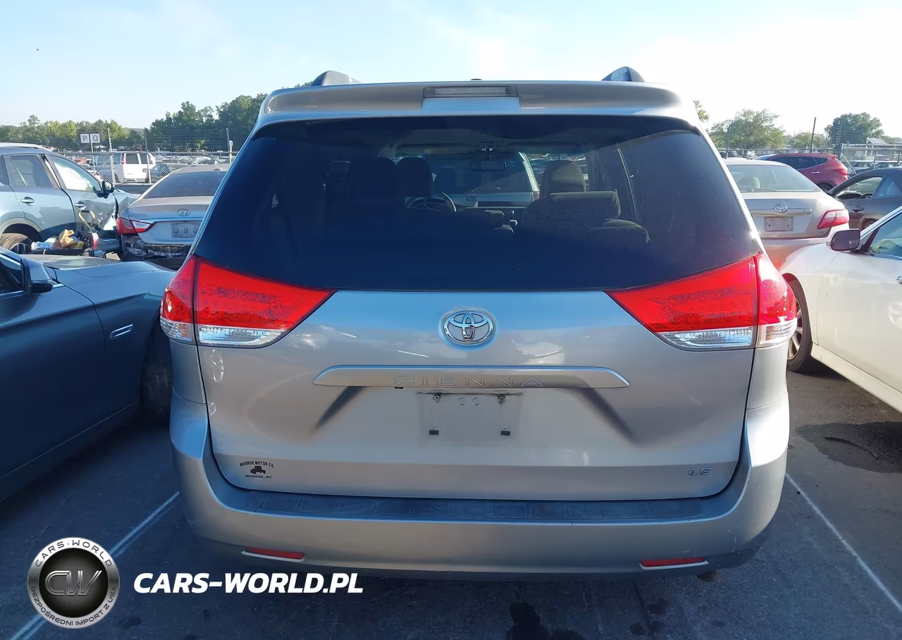 2013 Toyota Sienna Le V6 8 Passenger VIN:5TDKK3DC5DS302475 - 16