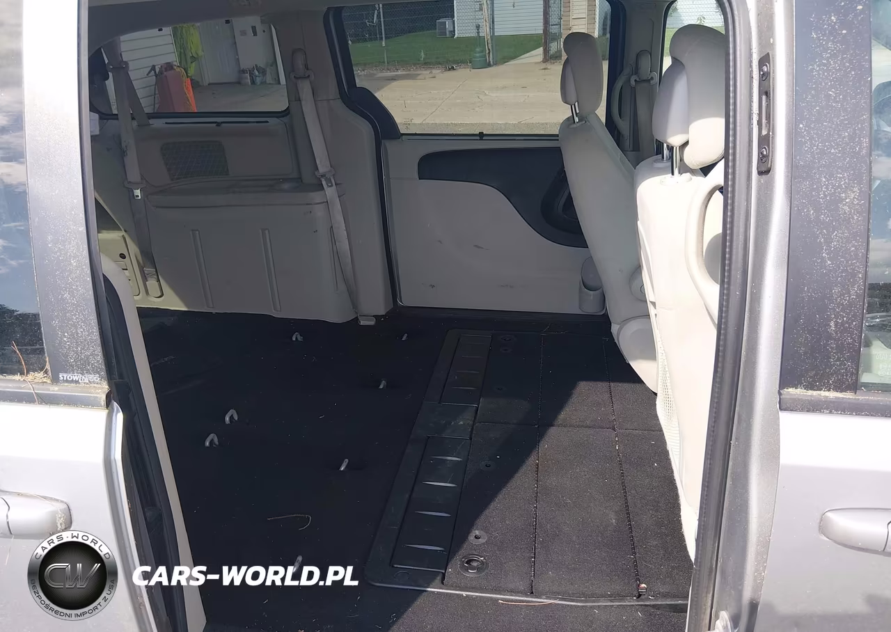 2013 Dodge Grand Caravan Sxt VIN:2C4RDGCG2DR613326 - 8